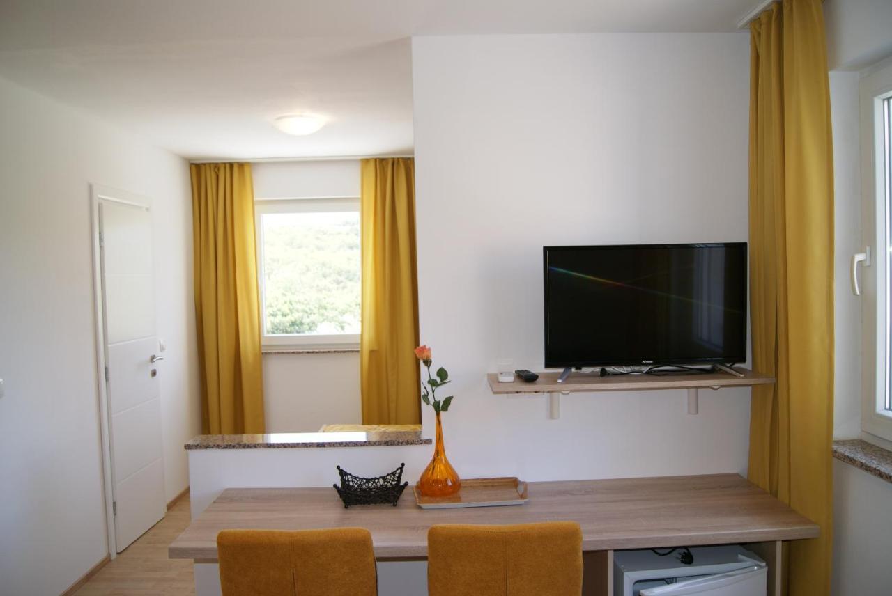Rooms Magdalena Krk Veglia Exterior foto